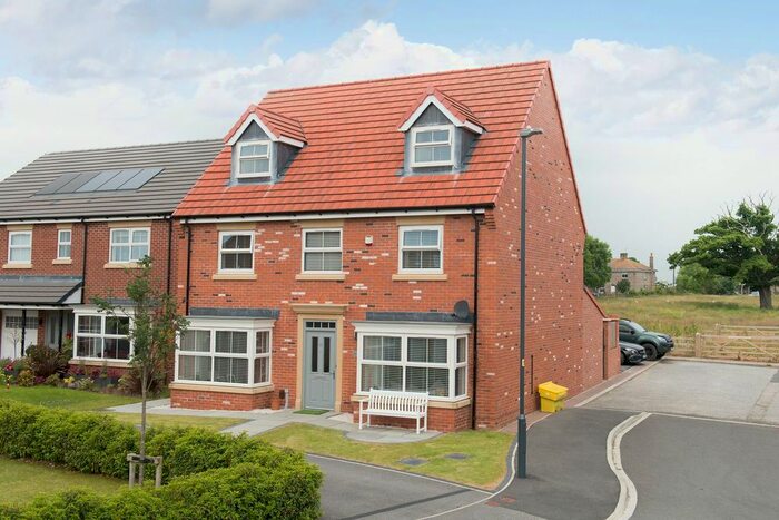 5 Bedroom Detached House To Rent In Mill Garth, Killinghall, HG3