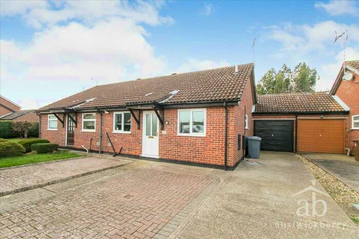 2 Bedroom Bungalow To Rent In Trinity Close, Kesgrave, Ipswich, IP5