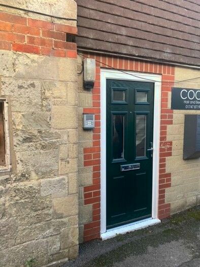 1 Bedroom Flat To Rent In High Street, Tisbury, SP3