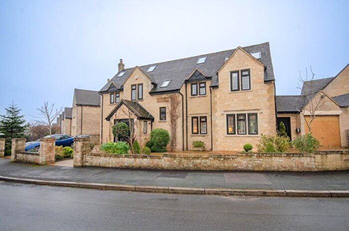 4 Bedroom Detached House For Sale In Park Crescent, Frenchay, Bristol, BS16