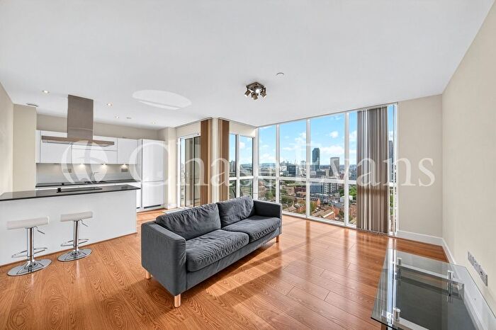 2 Bedroom Flat To Rent In Panoramic Tower, Hay Currie Street, Poplar, London, E14