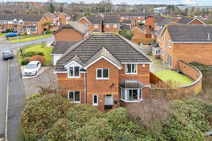4 Bedroom Detached House To Rent In , Stratfield Way, Kettering, NN15