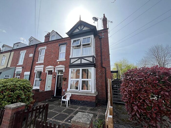 1 Bedroom Flat To Rent In Northumberland Avenue, DY11