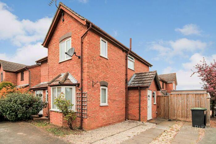 2 Bedroom Semi-Detached House For Sale In Tharp Way, Chippenham, Ely, CB7