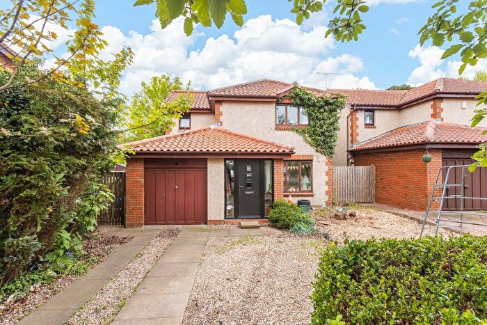 3 Bedroom Detached House For Sale In Vinefields, Pencaitland, Tranent, EH34