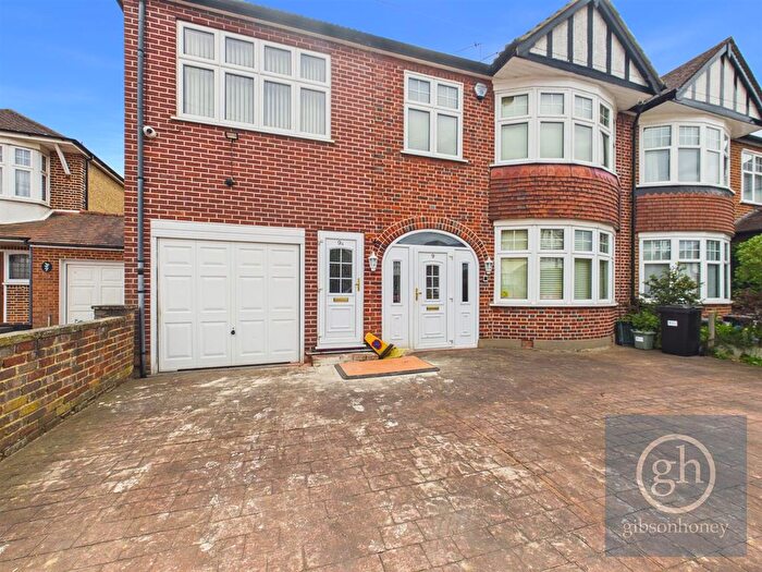 1 Bedroom Flat To Rent In Westholme Gardens, Ruislip, Middlesex, HA4