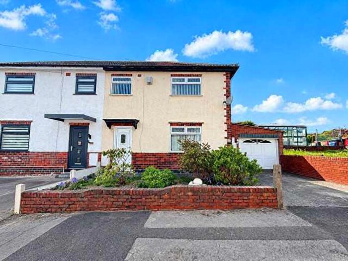 3 Bedroom Semi-Detached House For Sale In Acacia Avenue, Annesley, NG17