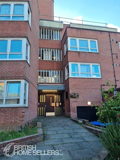 1 Bedroom Flat For Sale In Cleveley Close, London, SE7