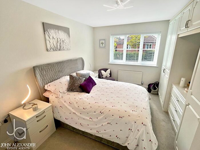 2 Bedroom Semi-detached Bungalow For Sale In Mulberry Gardens, Langenhoe, Colchester, CO5