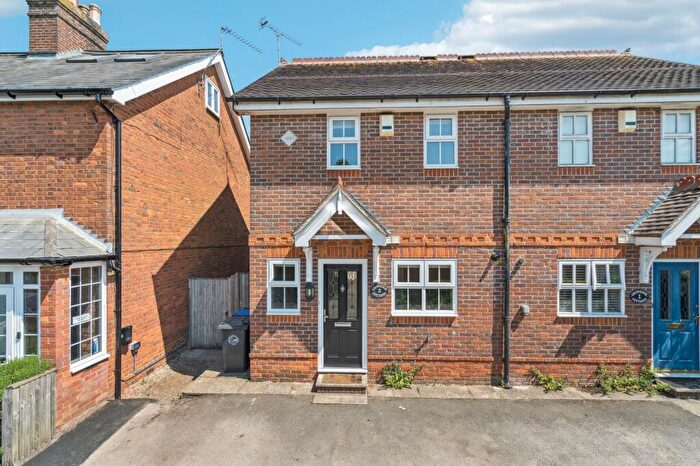 2 Bedroom Semi-Detached House To Rent In Wycombe End, Beaconsfield, HP9