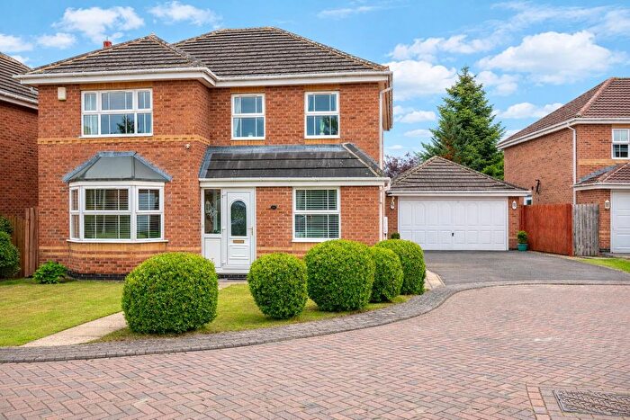 4 Bedroom Detached House For Sale In Belvedere Court, Alwoodley, LS17
