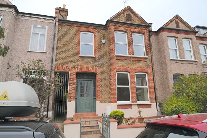4 Bedroom Terraced House To Rent In Bedford Road, East Finchley, N2