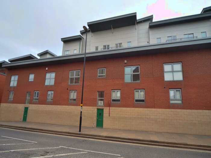 3 Bedroom Town House To Rent In River View, Low Street, Sunderland, SR1