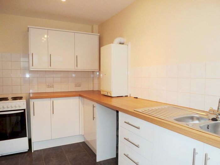 1 Bedroom Garage / Parking To Rent In Wentworth Place, Plymouth *Available With Zero Deposit Guarantee*, PL4