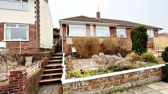 2 Bedroom Bungalow To Rent In Dean Gardens, Portslade, BN41
