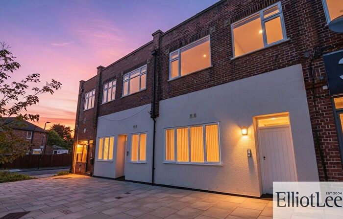 1 Bedroom Flat To Rent In Wood End Gardens, Northolt, UB5