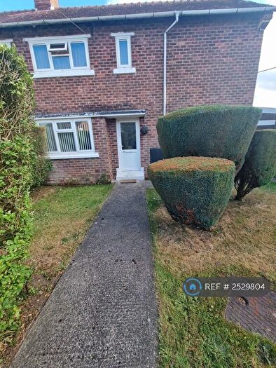 3 Bedroom Semi-Detached House To Rent In Lime Tree Crescent, Redditch, B97