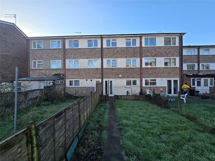 4 Bedroom Terraced House For Sale In Broomcroft, Northolt, Greater London, UB5