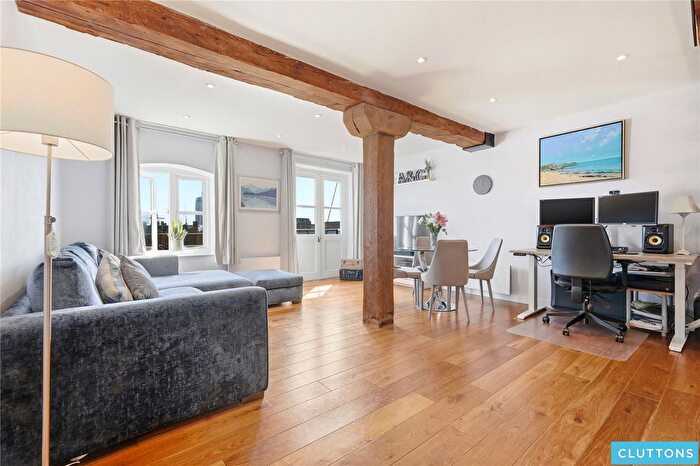 2 Bedroom Flat For Sale In Vogans Mill Wharf, Mill Street, London, SE1