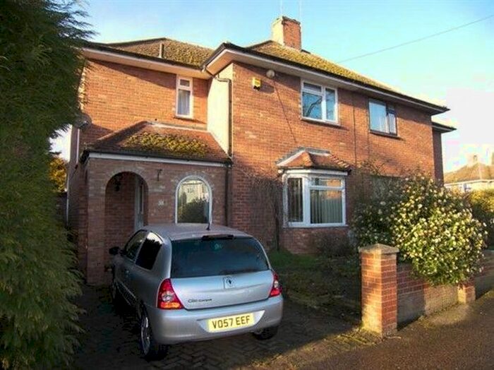 3 Bedroom Semi-Detached House To Rent In Cunningham Road, Norwich, NR5