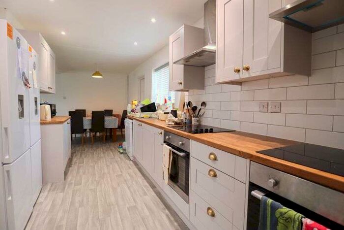 6 Bedroom Property To Rent In Penryn Close, Norwich, NR4