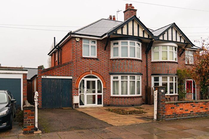 3 Bedroom Semi Detached House For Sale In Craighill Road, Knighton, LE2
