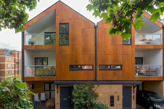 3 Bedroom Terraced House To Rent In Woodview Mews, London, SE19