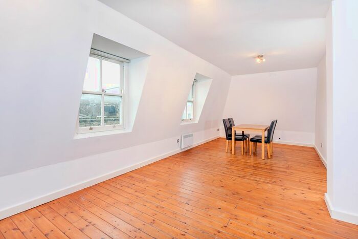 3 Bedroom Flat To Rent In Provost Street, Old Street, N1