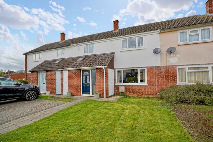 3 Bedroom Terraced House For Sale In Bedford Close, Wyton, Huntingdon, Cambridgeshire, PE28
