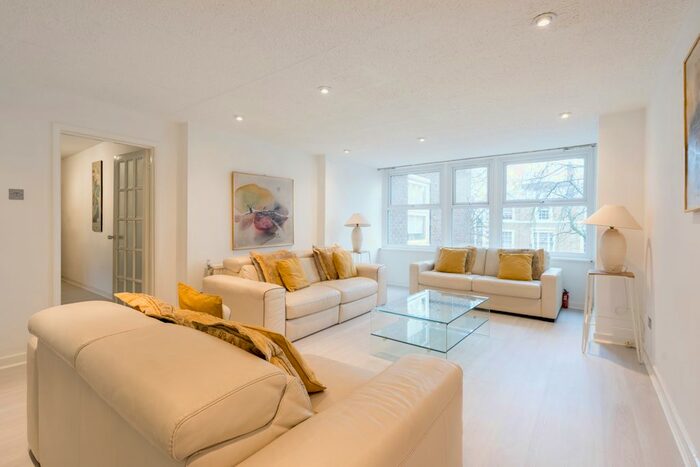 3 Bedroom Flat To Rent In Gloucester Avenue, Primrose Hill, NW1