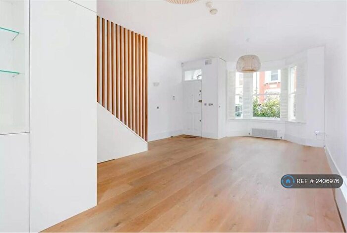 4 Bedroom Semi-Detached House To Rent In Ingham Road, London, NW6