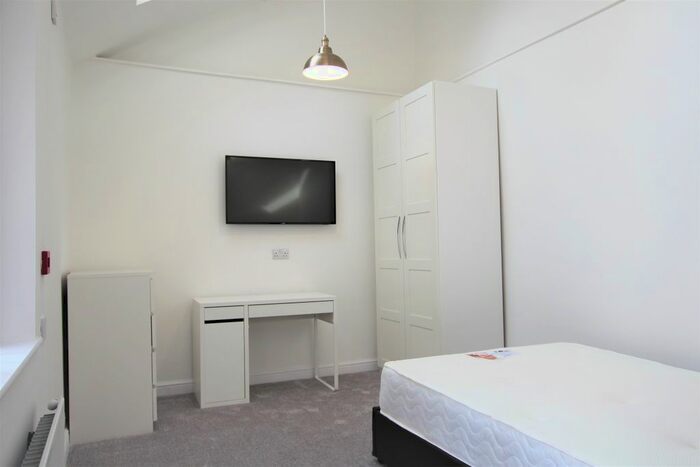 1 Bedroom Flat To Rent In Portland Terrace, Sandyford, NE2