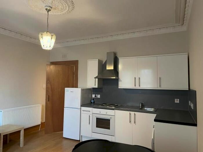 2 Bedroom Flat To Rent In Blackness Road, Dundee, DD2