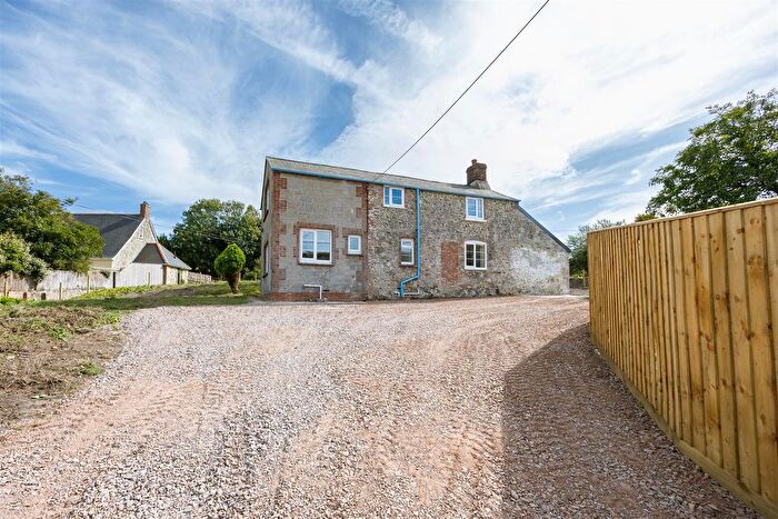 3 Bedroom Cottage To Rent In Hollow Lane, Chillerton, Newport, PO30