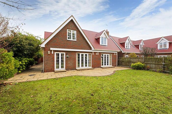 5 Bedroom Detached House For Sale In Lilycroft, Heathfield Road, Penenden Heath, ME14