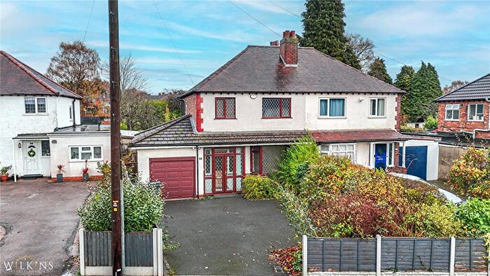 3 Bedroom Semi Detached House For Sale In Grange Lane, Sutton Coldfield, West Midlands, B75