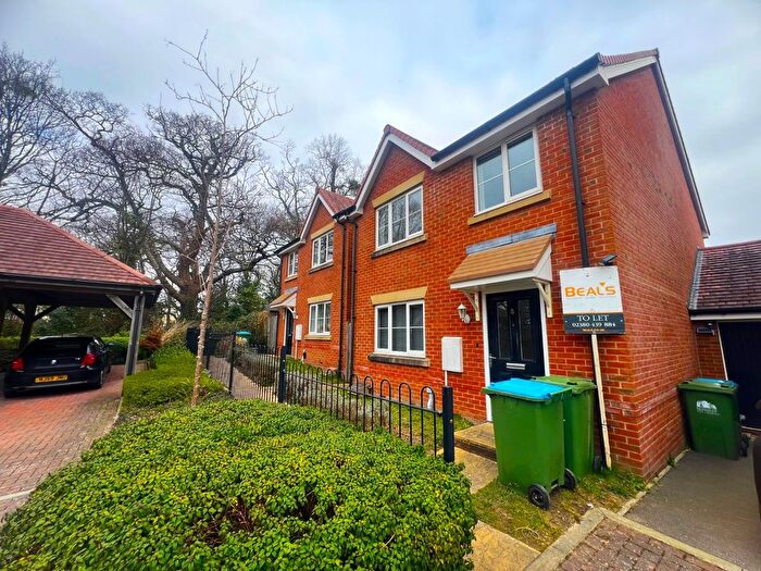 4 Bedroom Link Detached House To Rent In Prospect Road, Itchen, Southampton, Hampshire, SO19