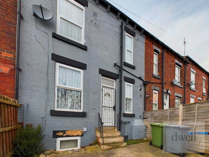 2 Bedroom Terraced House To Rent In Brownhill Crescent, Harehills, Leeds, LS9