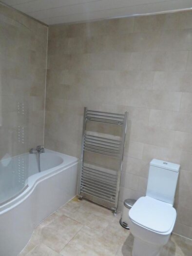 2 Bedroom Apartment To Rent In Yorkshire Street, Town Centre, OL16