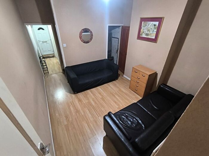 3 Bedroom Terraced House To Rent In Villiers Street, Coventry, CV2