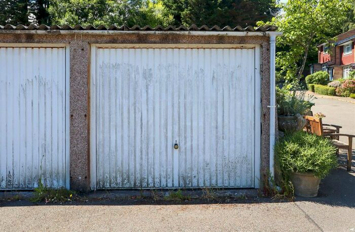 Property To Rent In Leeds Close, Hastings, TN35