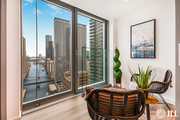 1 Bedroom Flat For Sale In Landmark Pinnacle, Marsh Wall, E14