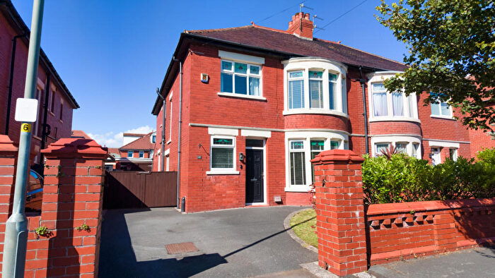 4 Bedroom Semi Detached House For Sale In The Boulevard, Lytham St. Annes, FY8