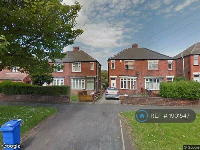 3 Bedroom Semi-Detached House To Rent In Handsworth Avenue, Sheffield, S9