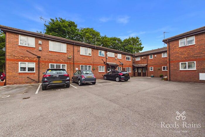 2 Bedroom Apartment For Sale In Menai Mews, St. James Road, Prescot, Merseyside, L34