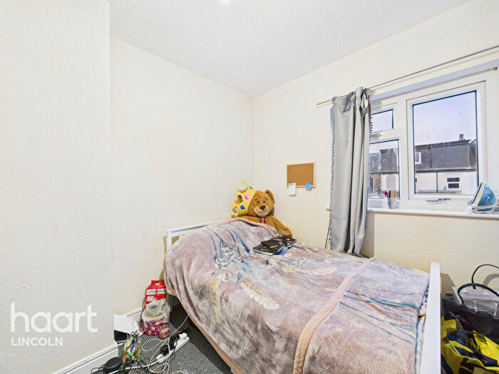 2 Bedroom Terraced House For Sale In Dixon Street, Lincoln, LN5