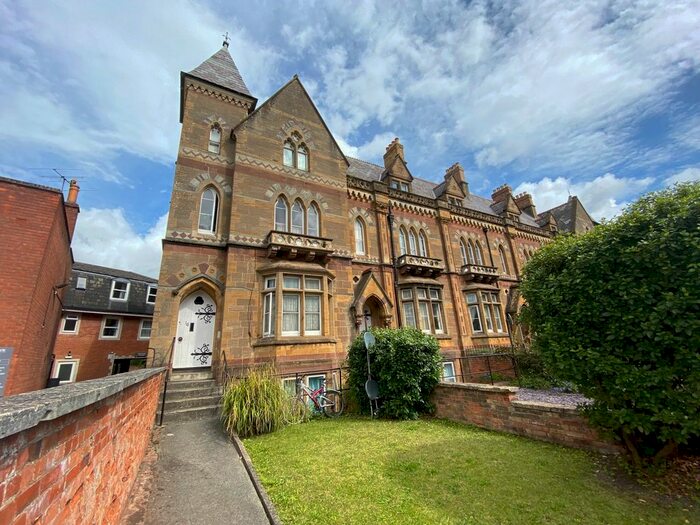 Studio To Rent In Park Street, Taunton, TA1