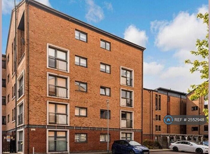 2 Bedroom Flat To Rent In Minerva Way, Glasgow, G3