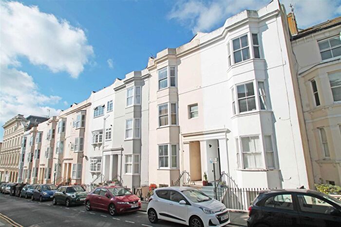 1 Bedroom Flat For Sale In Lansdowne Street, Hove, BN3