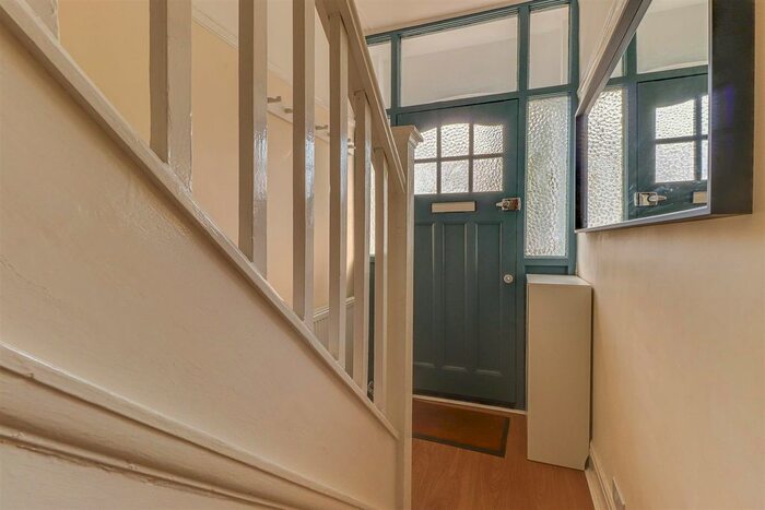 3 Bedroom End Terrace House For Sale In St. Benets Road, Southend-On-Sea, SS2